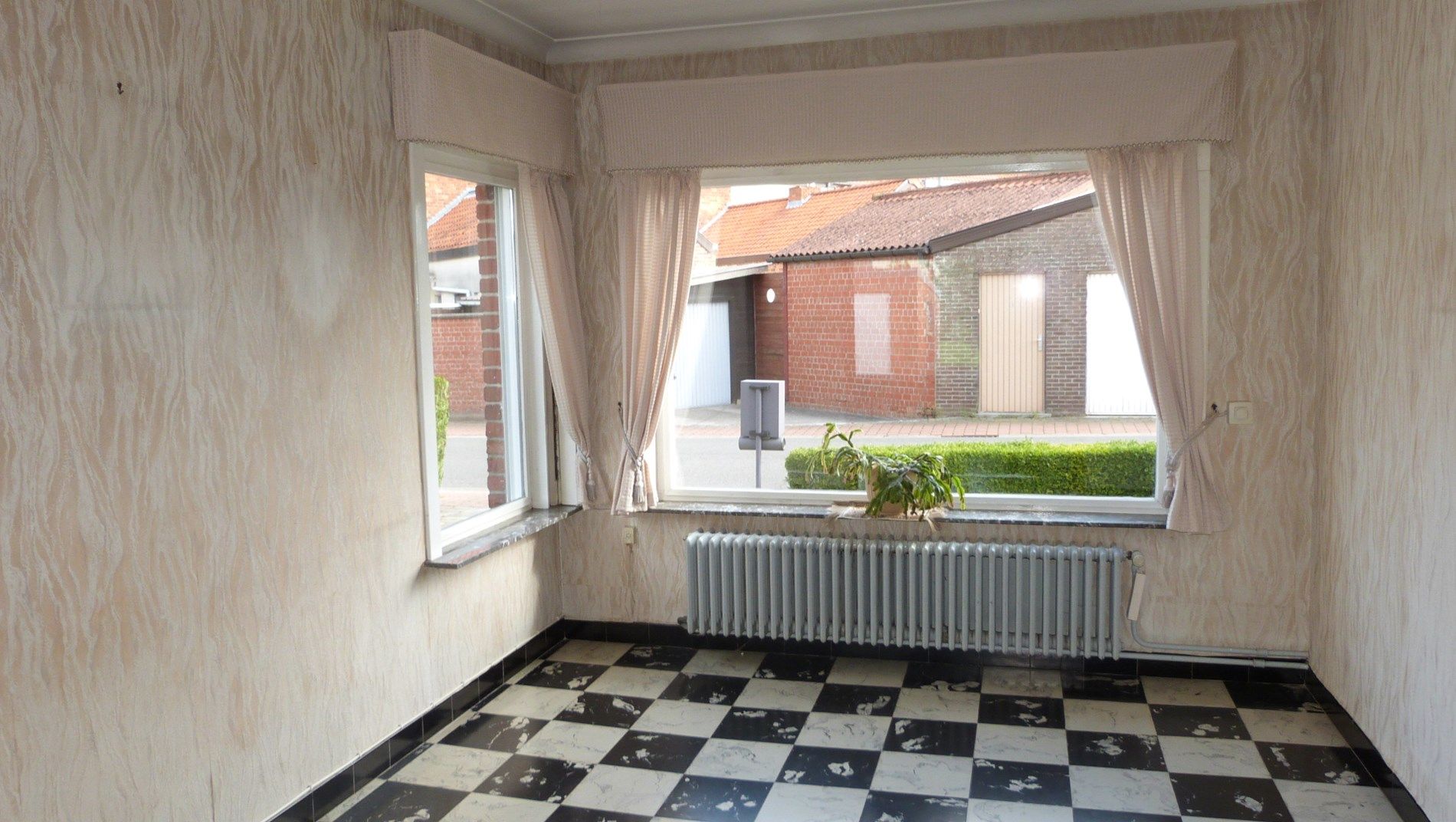 Halfopen bebouwing met garage en tuin - rand centrum Maldegem foto 4