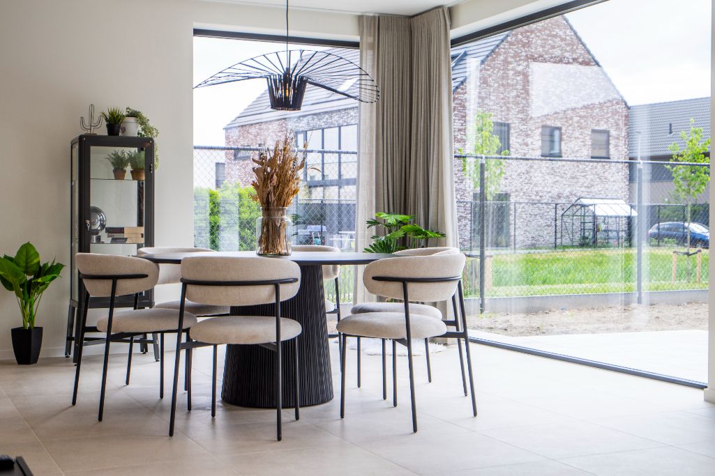 Roeselare, ingerichte kijkwoning - half open woning foto 6