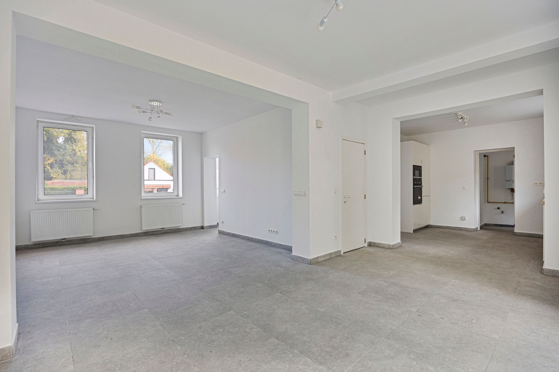 Ruime, energiezuinige woning op goede ligging te Huldenberg foto 4