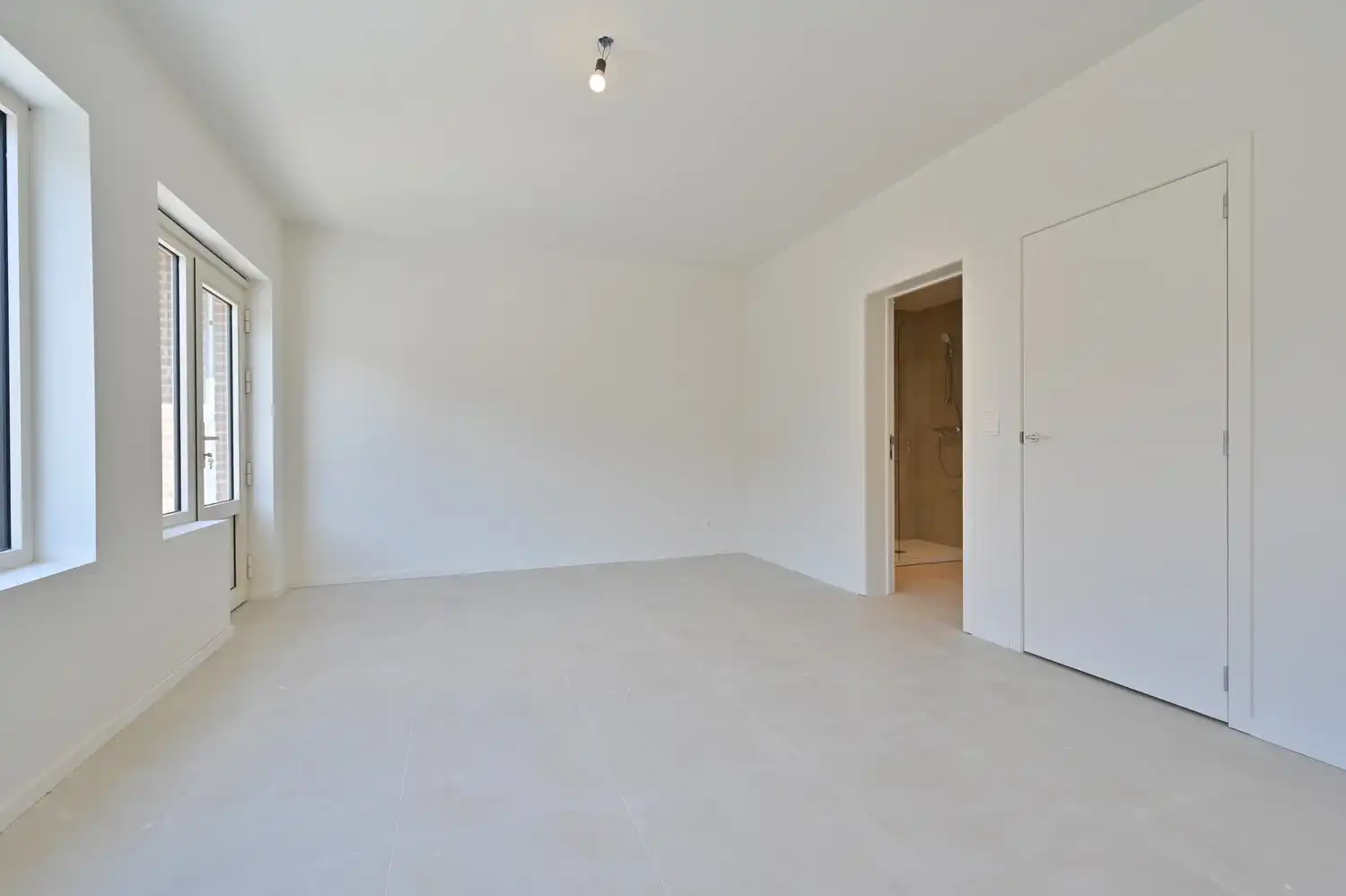 Nieuw appartement van ± 130 m² met 2 slaapkamer in bestaande residentie, gelegen in het historische centrum van Maaseik foto 14