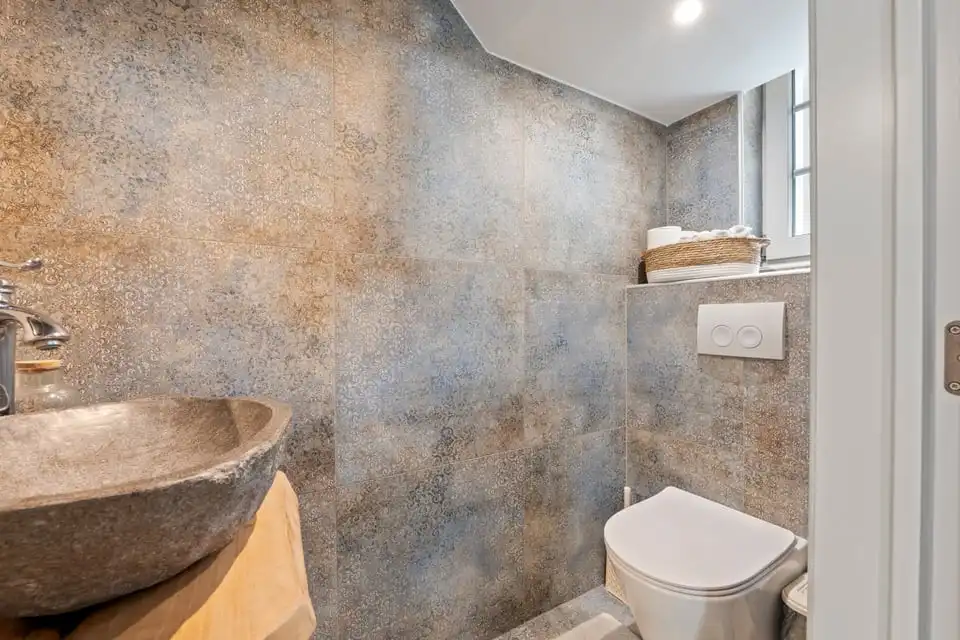 RUIME, GERENOVEERDE OPEN BEBOUWING MET 6 SLKS EN KNAPPE TUIN IN ALKEN foto 38