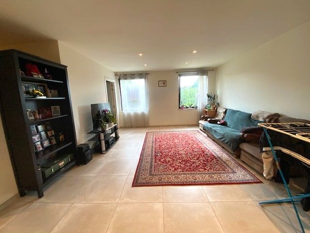 Recent ideaal gelegen volledig gerenoveerd appartement HARTJE Geel 2 slpk, met autostaanplaats foto 3