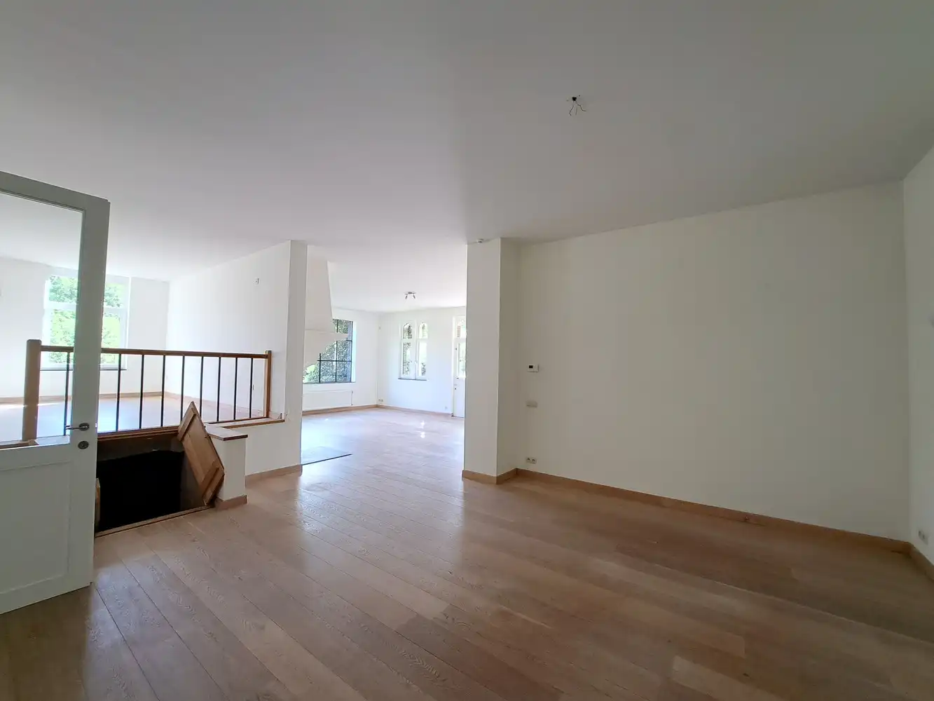 Grote woning in privédomein foto 8