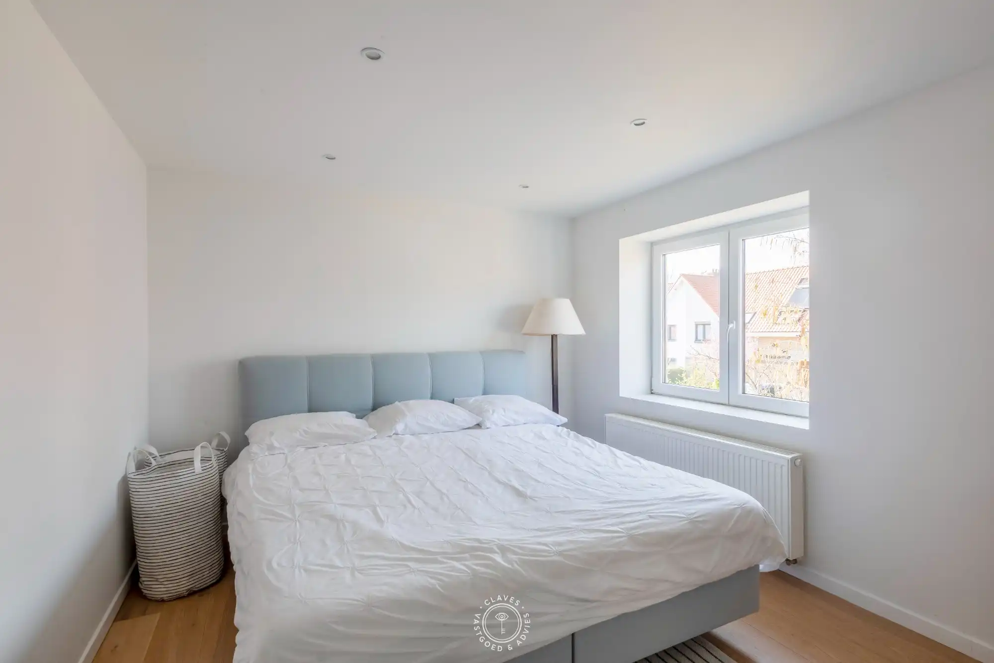 Aangename woning in de gegeerde Vogeltjeswijk foto 17