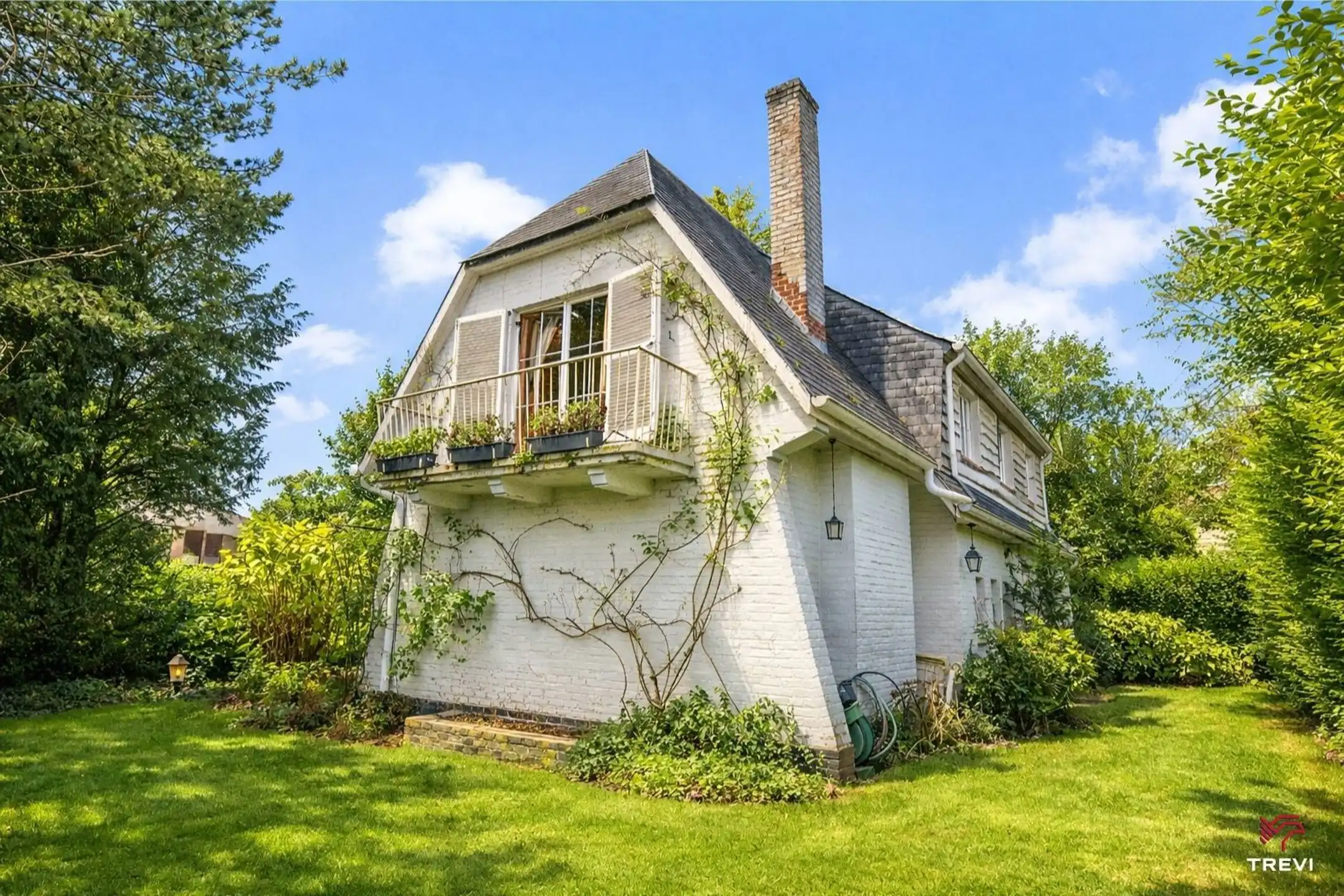 De charme van Elsene, uw villa om te heruitvinden foto {{pictureIndex}}