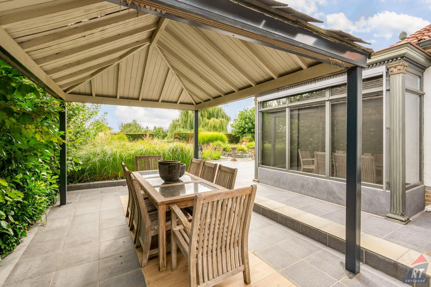 Exclusieve Spaanse villa met karakter en ruimte midden in het groen foto 28