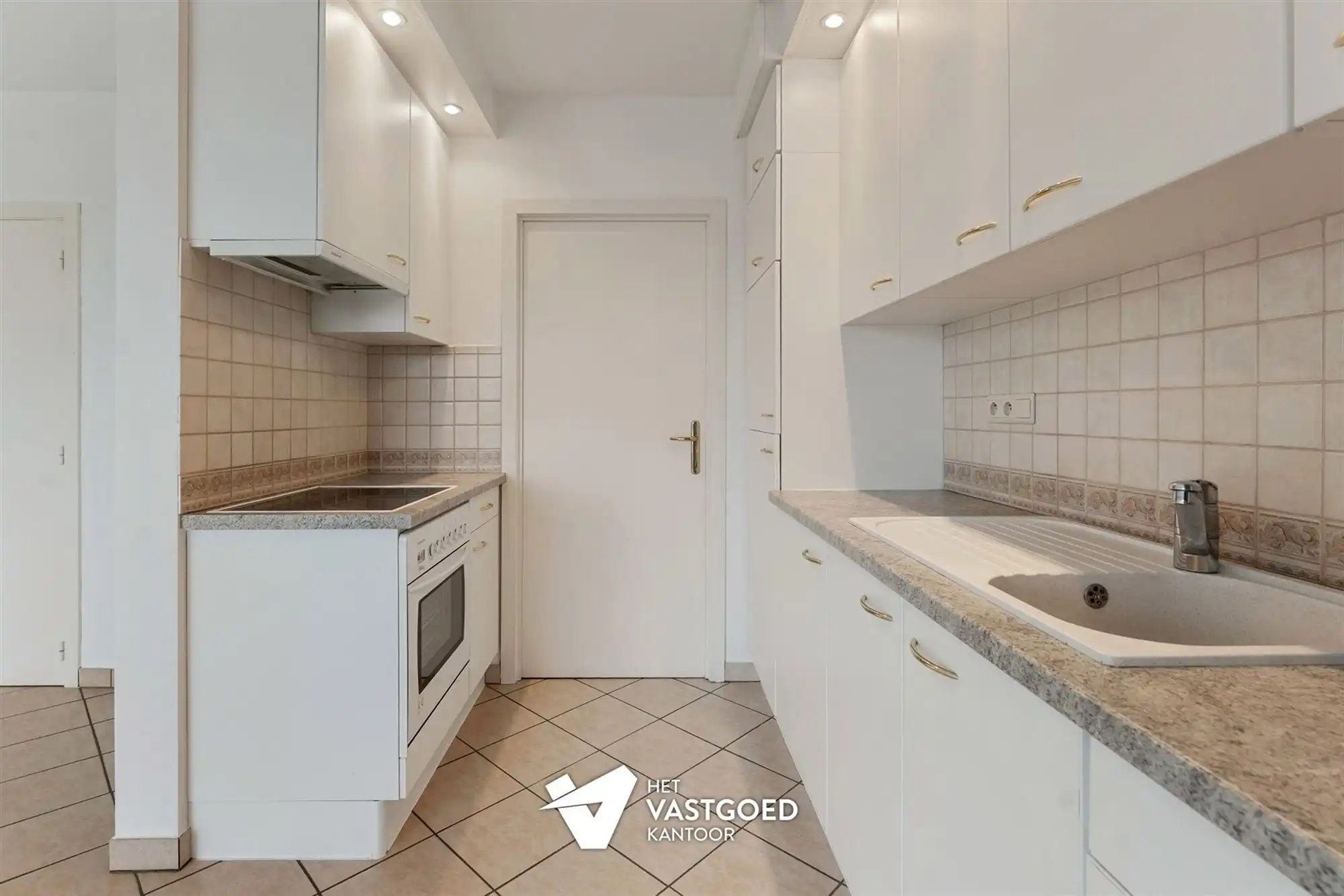 GOED ONDERHOUDEN APPARTEMENT MET 2 SLAAPKAMERS EN ONDERGRONDSE STAANPLAATS IN HET CENTRUM VAN LEOPOLDSBURG foto 8