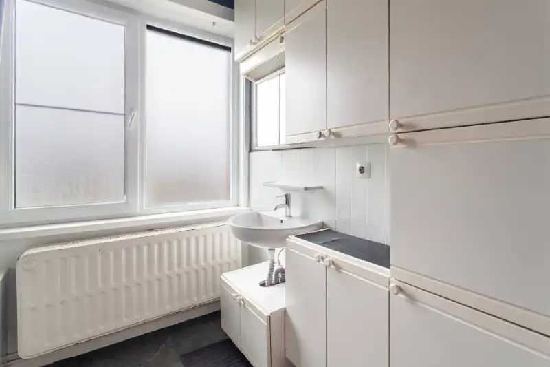 Ruime woning op toplocatie, mooie tuin, instapklaar! foto 19