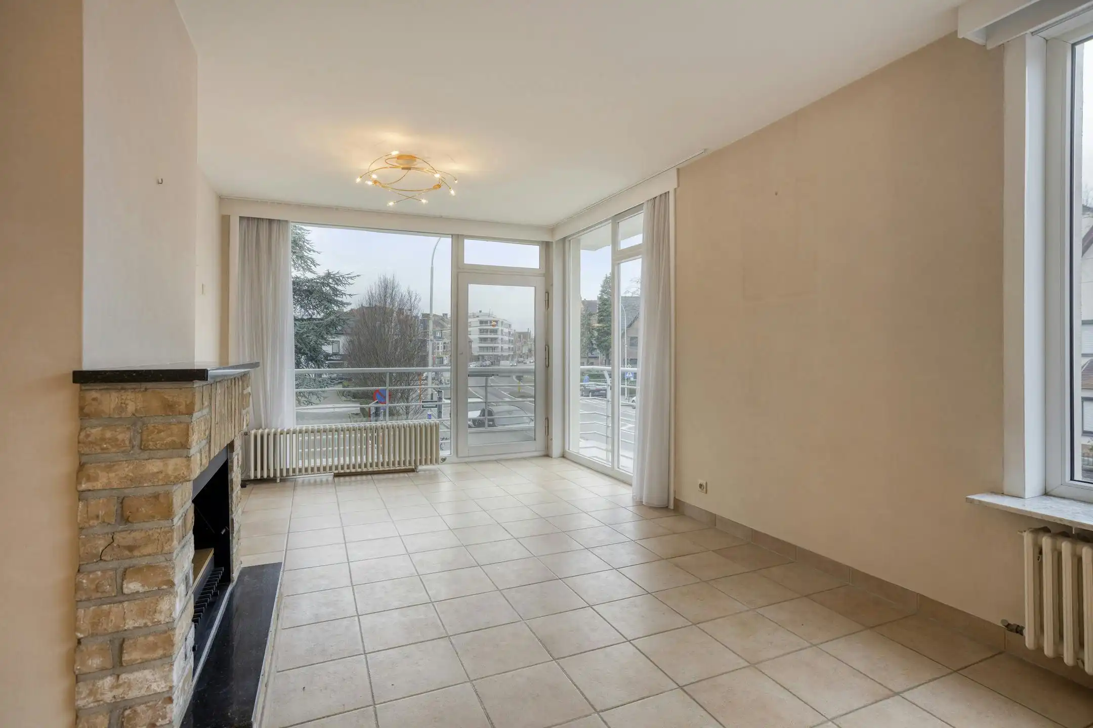 Ruim appartement te koop (117 m²) met 3 slpk te St-Andries foto 2