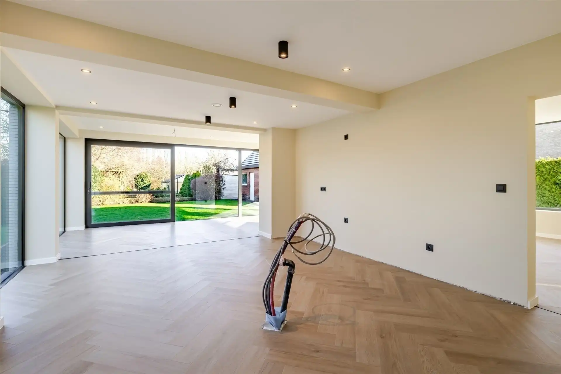 Exclusieve, energieneutrale villa met tuin en garage in Westrem foto 12