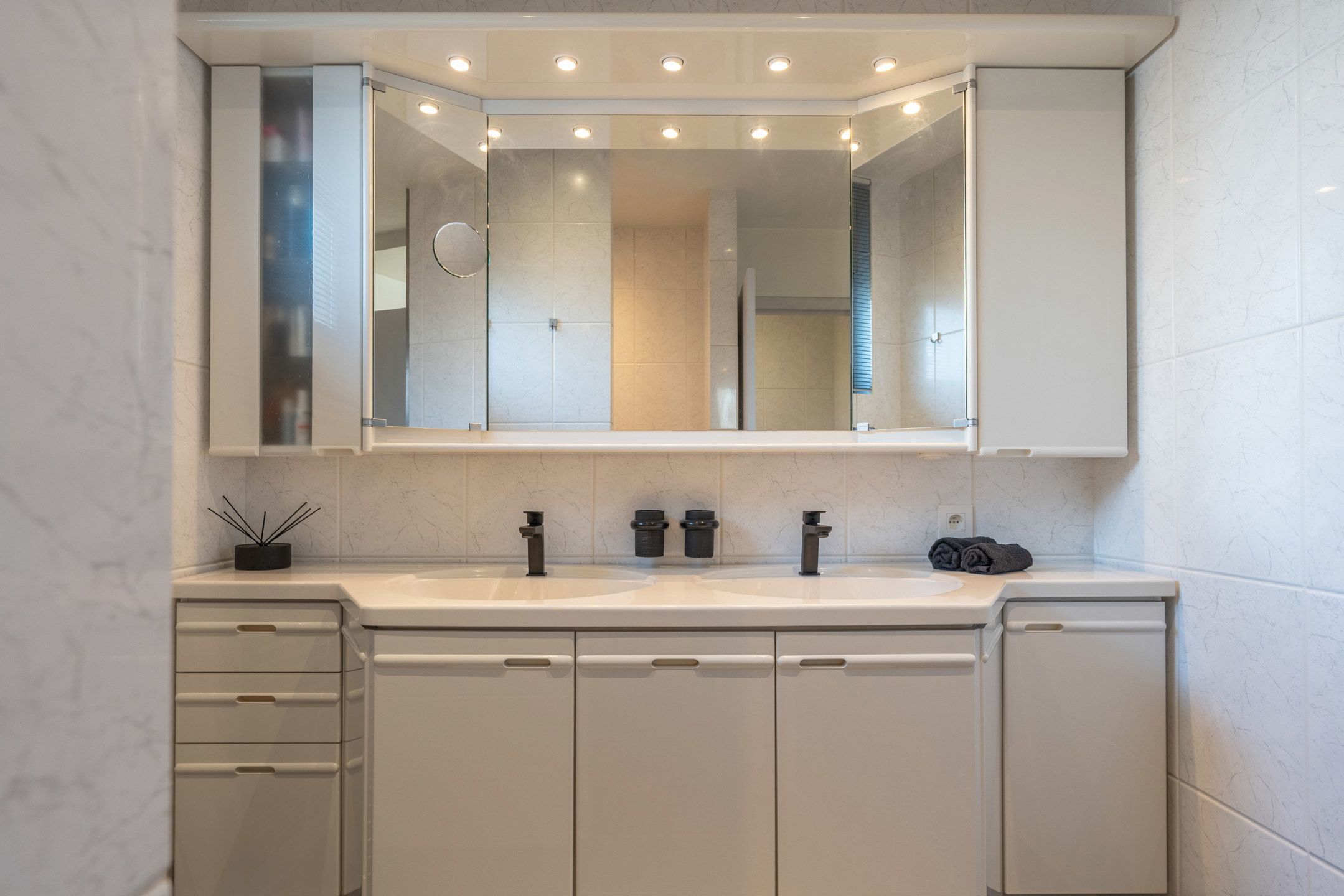 Unieke instapklare villa op 1500 m² te Oud-Turnhout foto 19