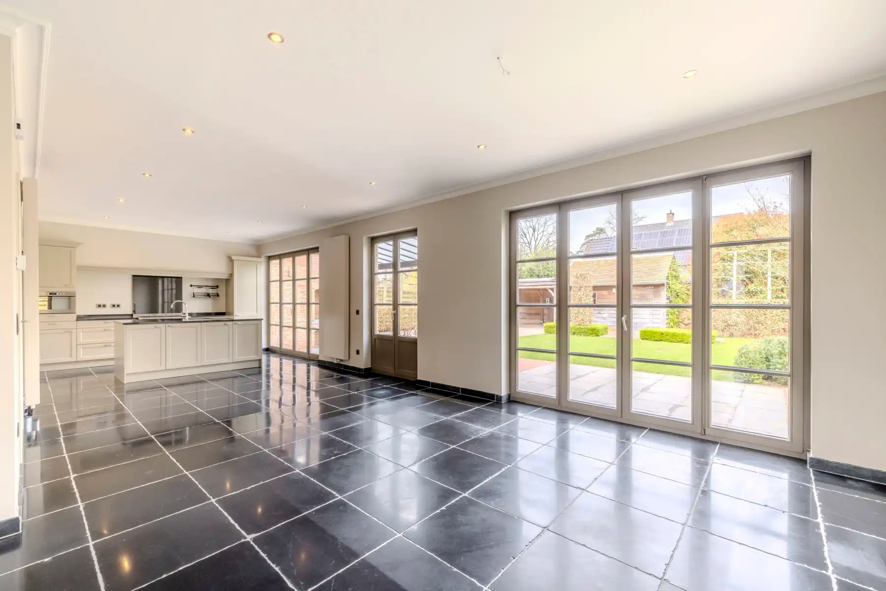 Manoir villa met 4slk en 2bdk op 571m²  foto 21