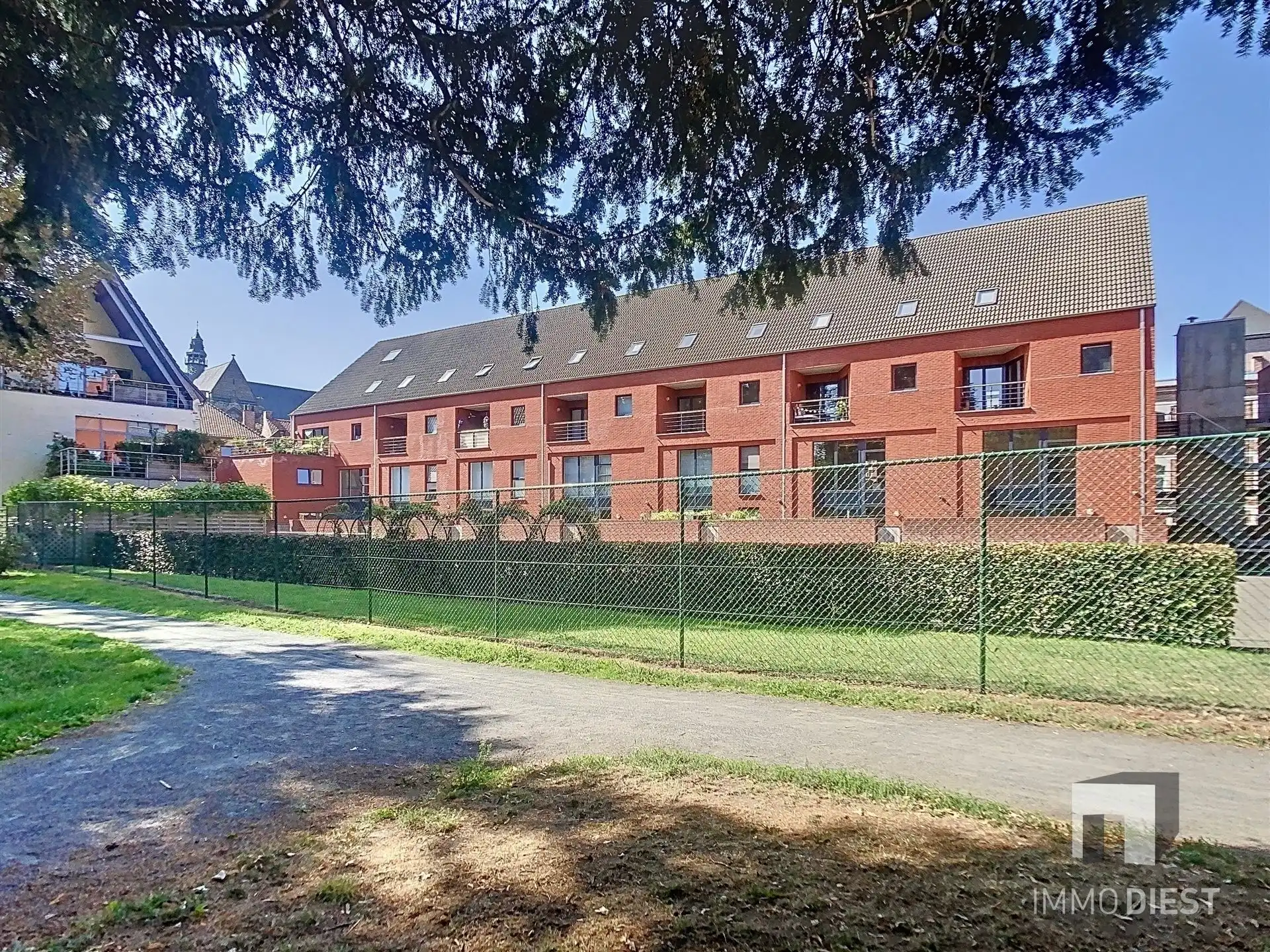 Spatieus appartement op een topligging foto 46