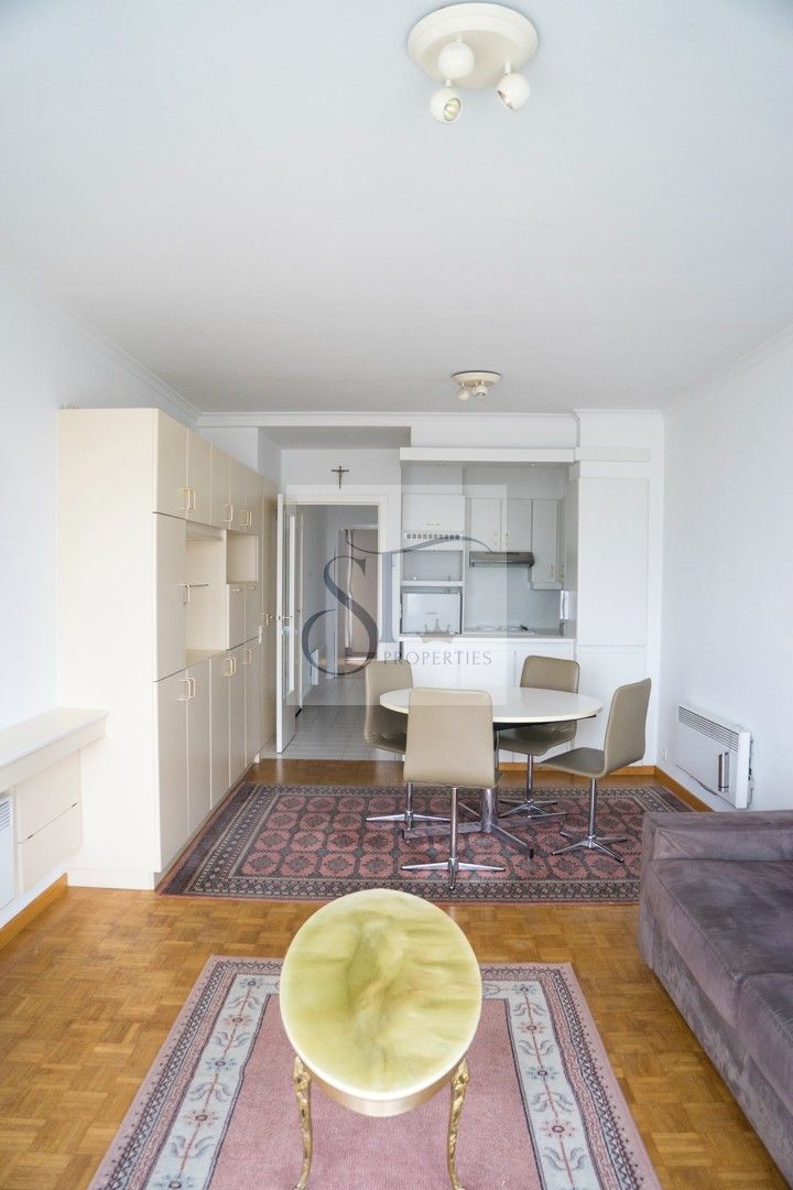 Gemeubeld appartement met zeezicht op toplocatie! foto 5