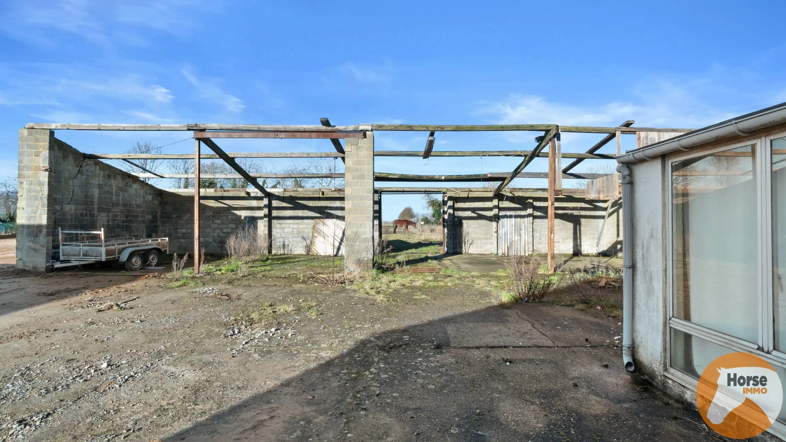 BAMBRUGGE – Landelijke woning met weide en schuur  foto 20