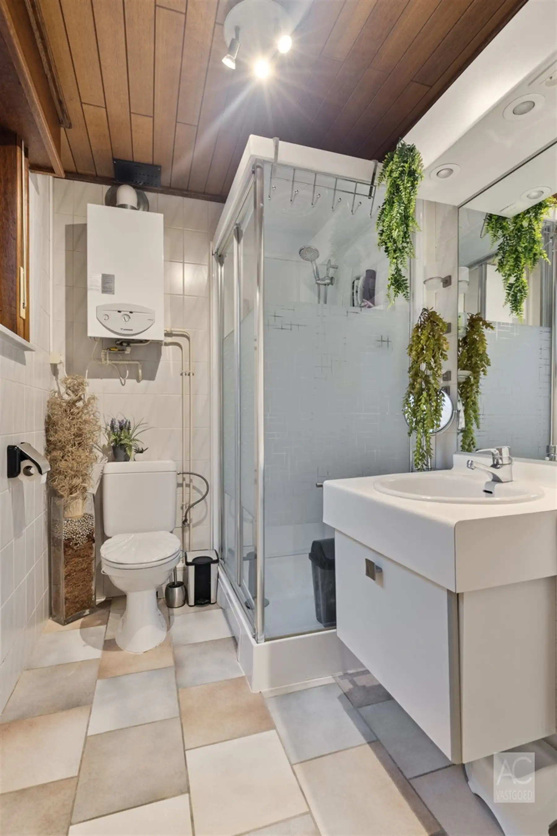 Eengezinswoning met 3 slaapkamers en tuin foto 14