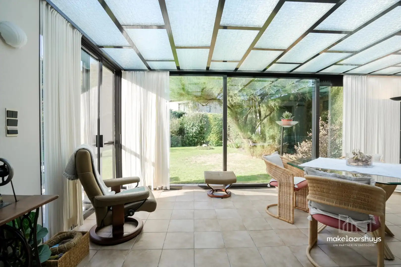 Ruime Hob met 4 slp. en tuin nabij de Bourgoyen  foto 8