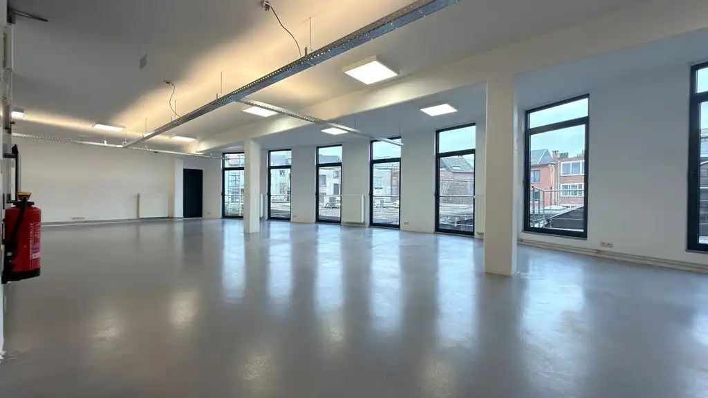 Kantoor met terras te huur aan het Zuid in Antwerpen foto 12