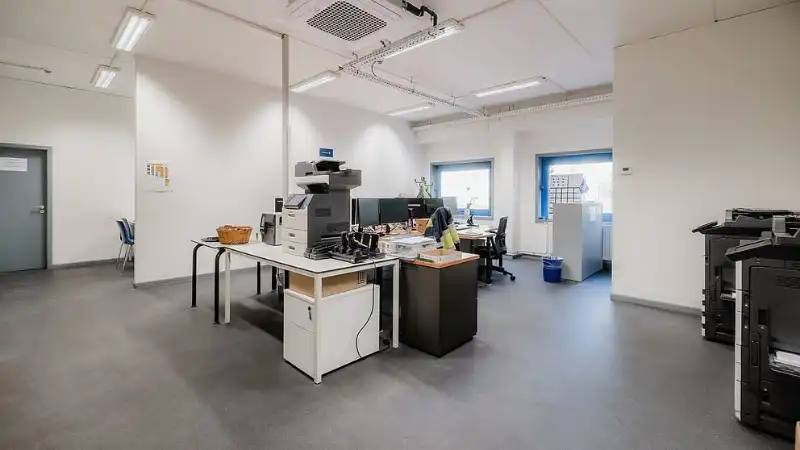 Logistiek magazijn te huur foto 7