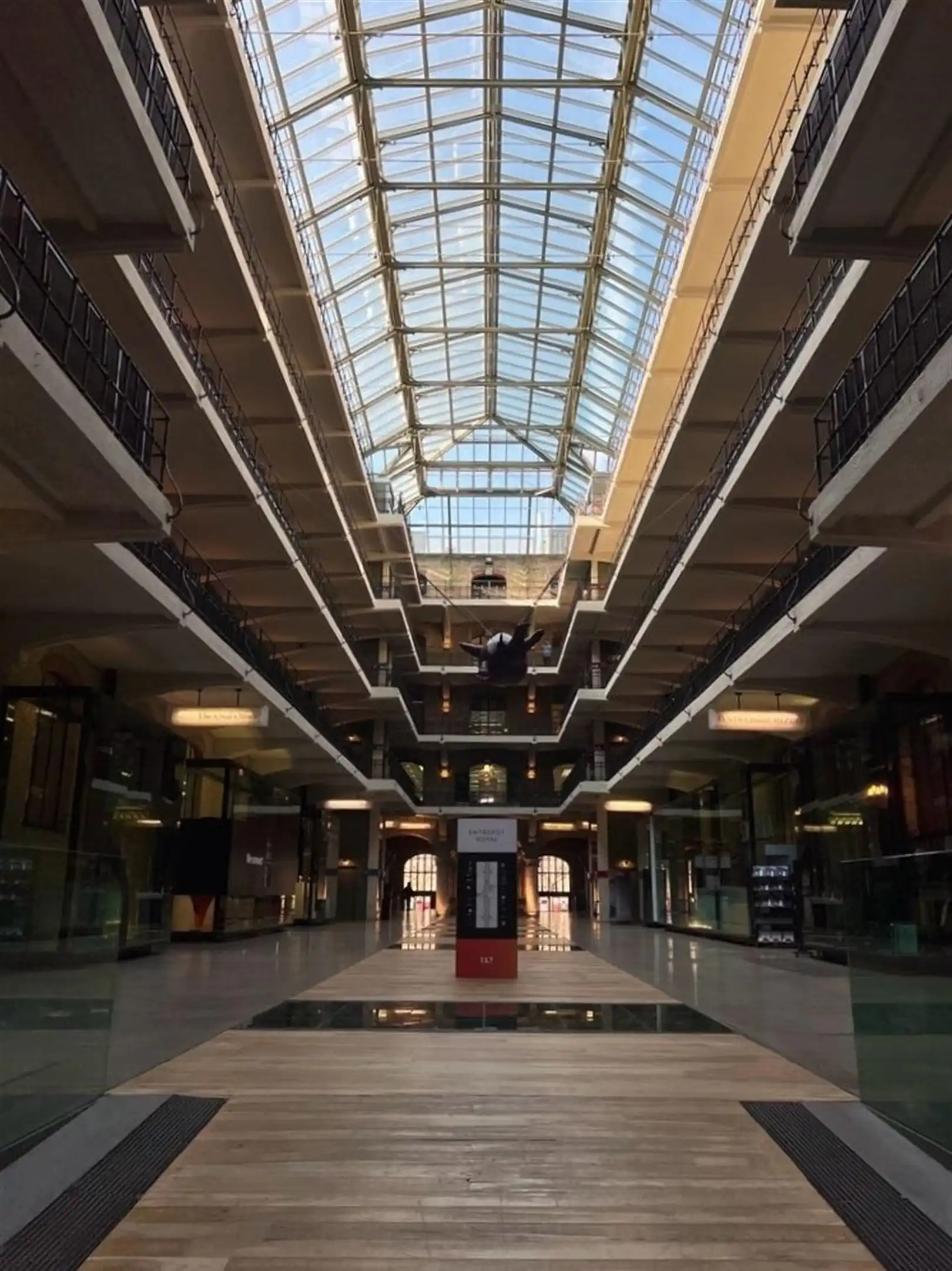 ROYAL DEPOT - TOUR & TAXIS: vanaf 348m² foto 5