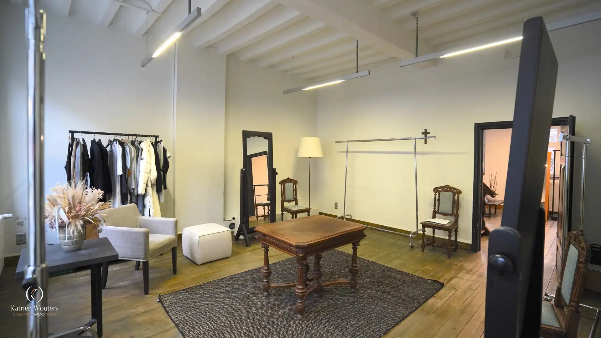 Historisch handelspand op commerciële TOP-locatie in hartje Sint-Truiden foto 4