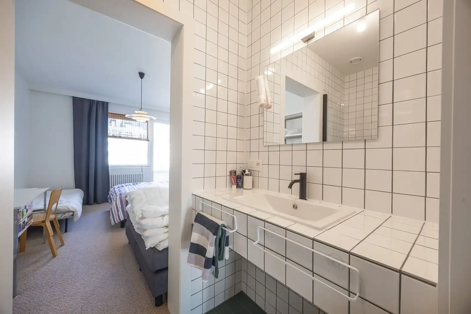 Exclusief appartement met lateraal zeezicht, veel lichtinval en twee grote slaapkamers. foto 14