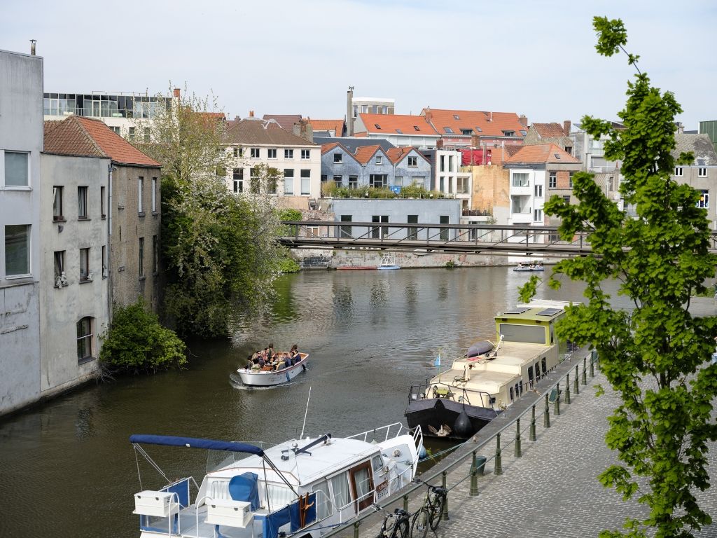 Toplocatie – ‘De Krook’! Burgerwoning op exclusieve ligging met buitenruimte en zicht op het water! foto 16