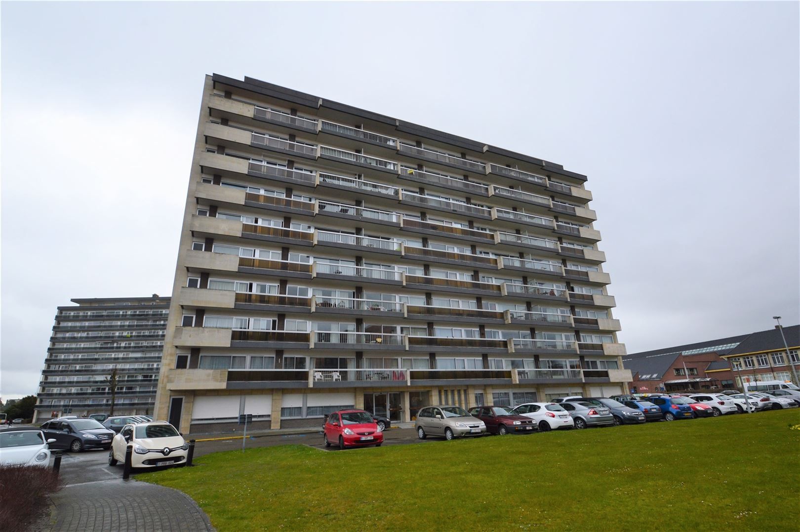 Appartement foto {{pictureIndex}}