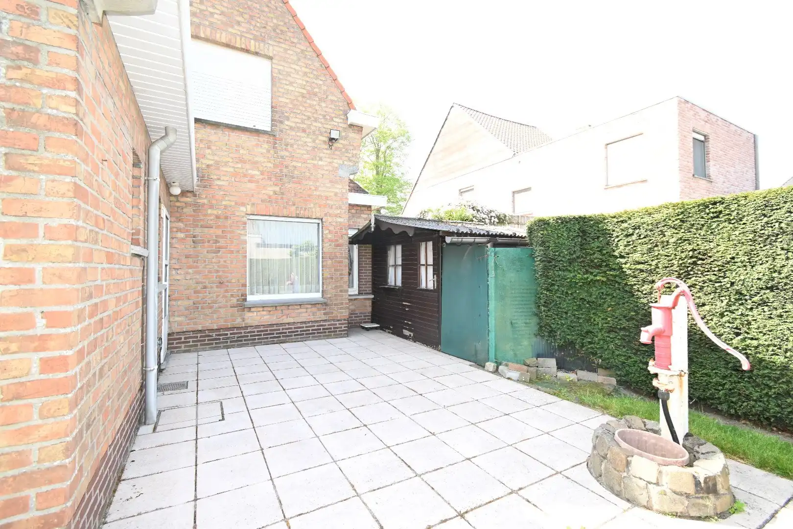Alleenstaande woning met garage en tuin  foto 4