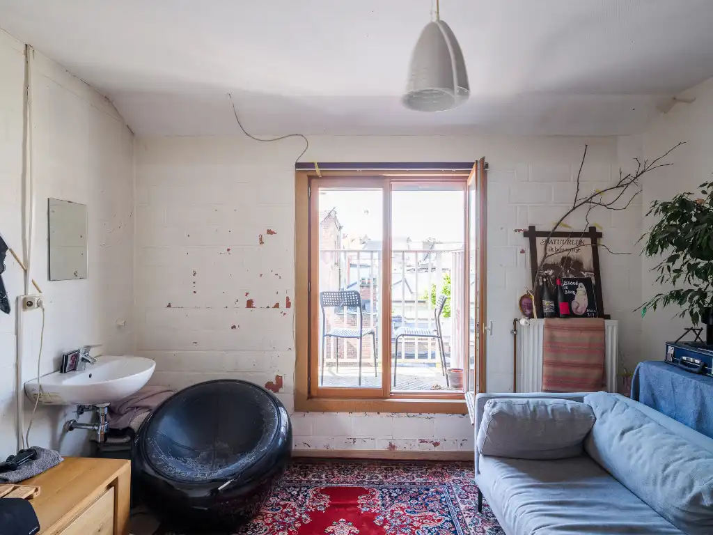 Opbrengsteigendom met 4 studentenkamers en 2 appartementen nabij het Rabot en de Tondeliersite foto 12
