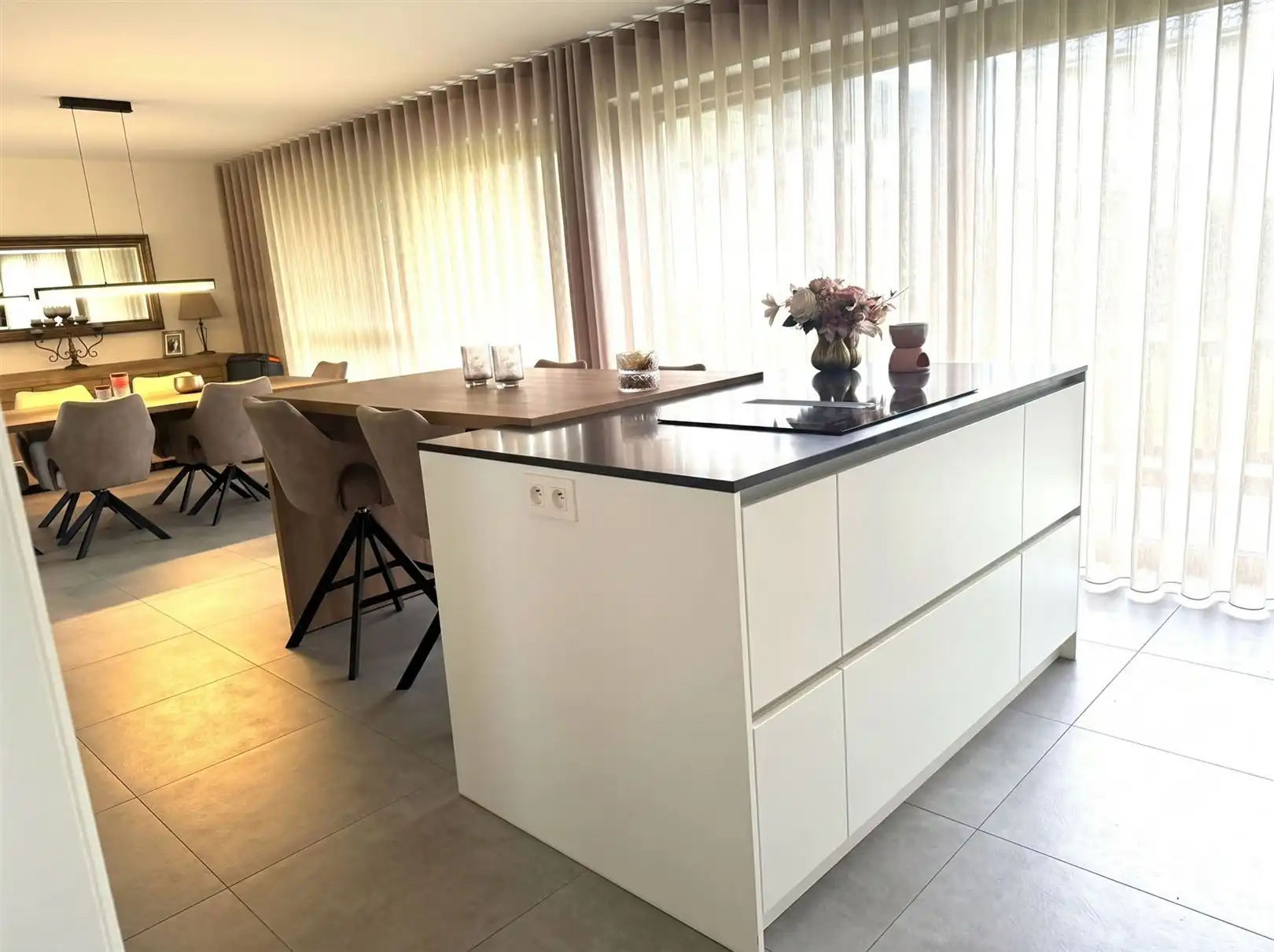 TE HUUR: Ruime open bebouwing met 3 slaapkamers te Pelt! foto 11