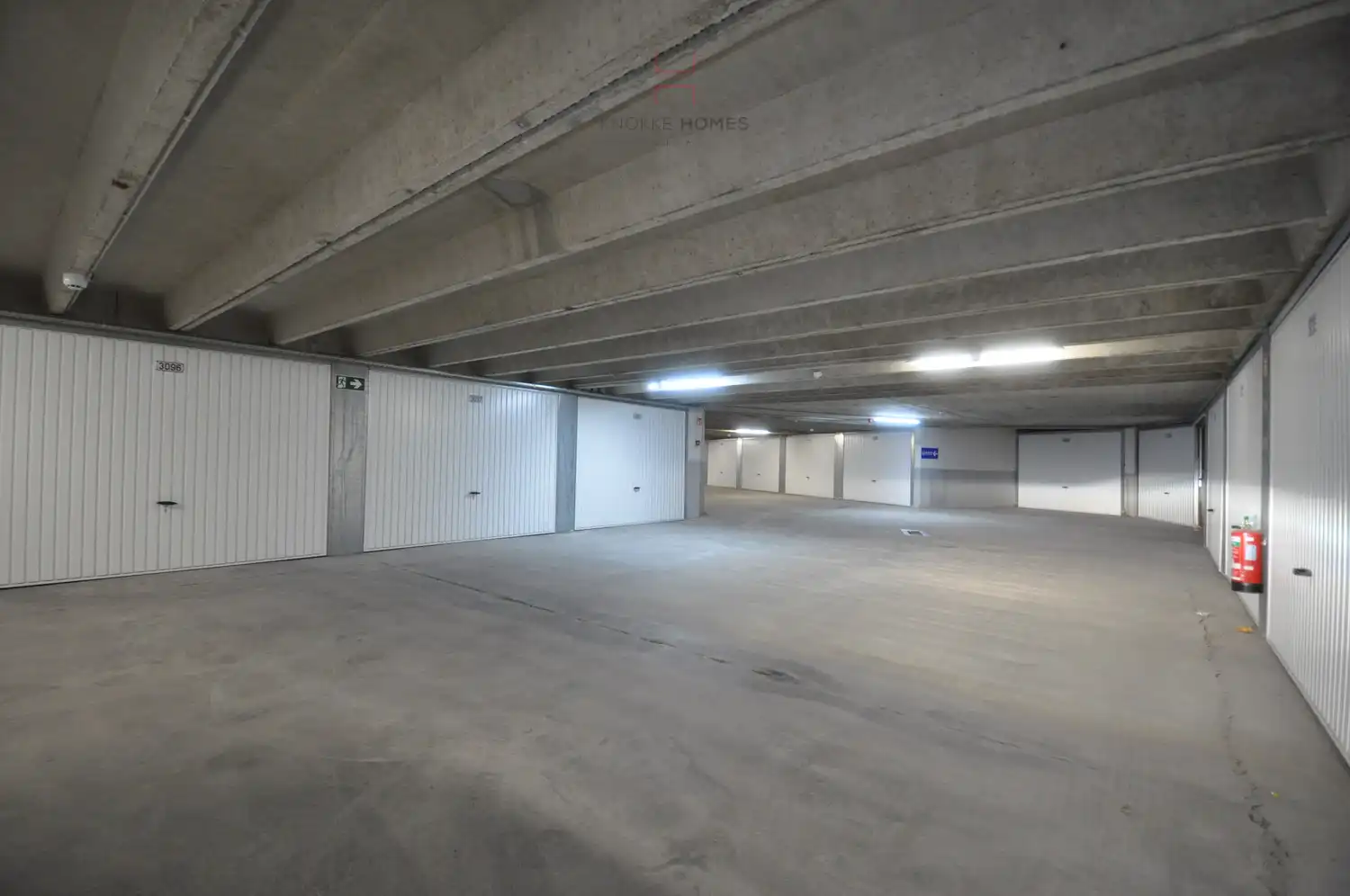 Gesloten garagebox onder het Stübbenpark in Duinbergen foto 3