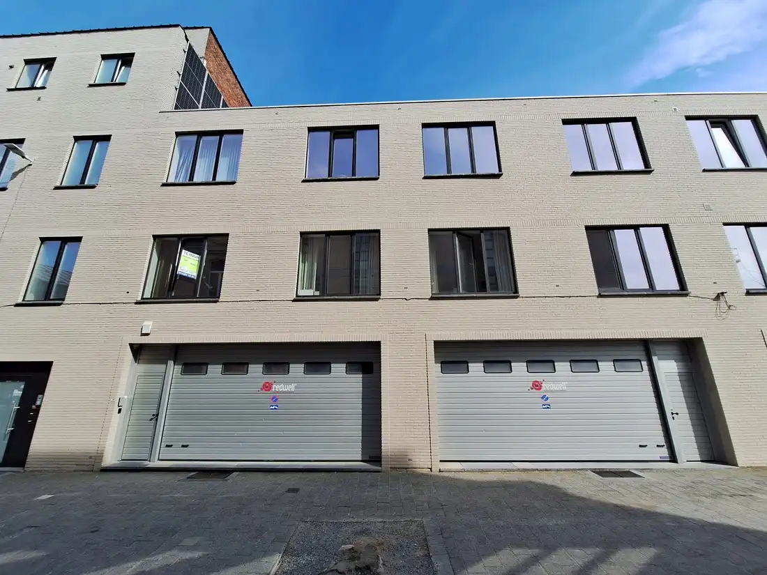 Mooi gerenoveerd appartement dichtbij het centrum van Hasselt foto {{pictureIndex}}