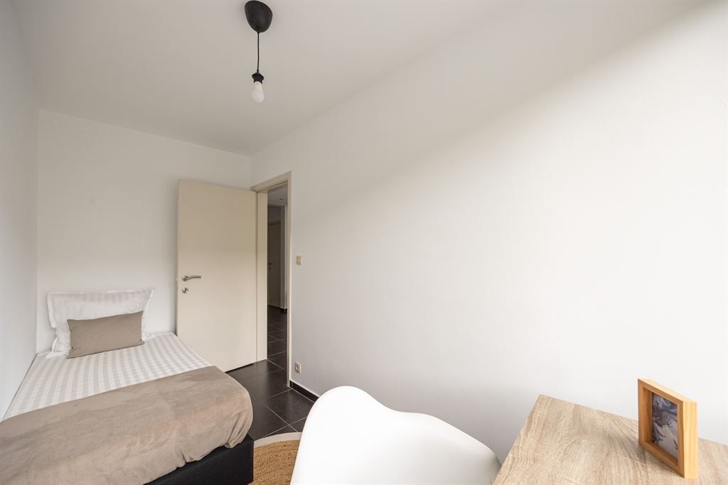 Instapklaar appartement op centrale locatie foto 4