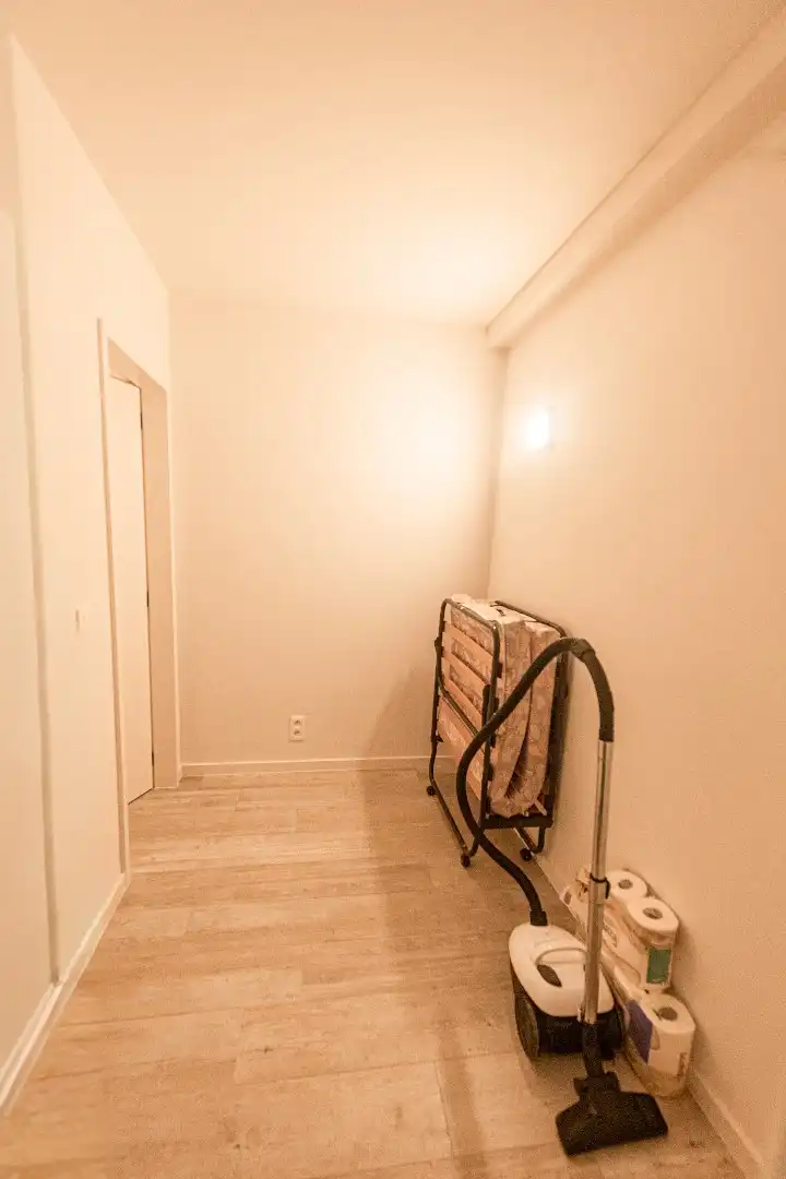 Vernieuwd luxueus appartement met 2 slaapkamers foto 18