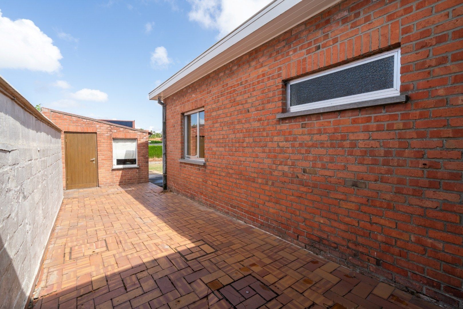 Te renoveren gelijkvloerse villa op een royaal perceel van 745 m² in de Warandestraat 65 – solide basis met groeipotentieel foto 24