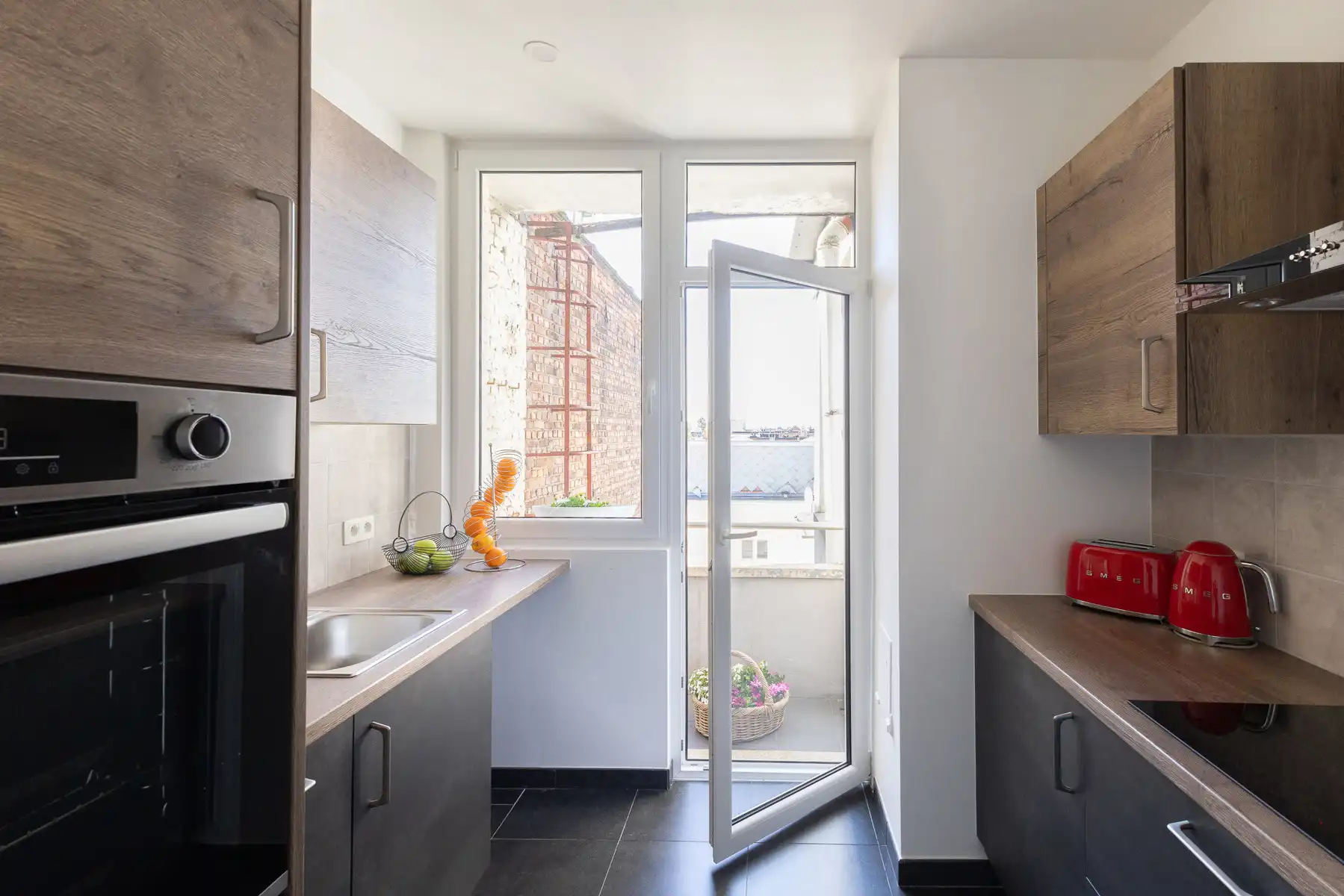  Instapklaar 1-slaapkamer appartement met terras foto 5