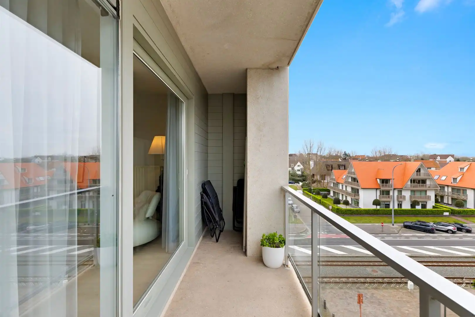 Bjzonder mooi afgewerkt appartement in topgebeouw foto 16