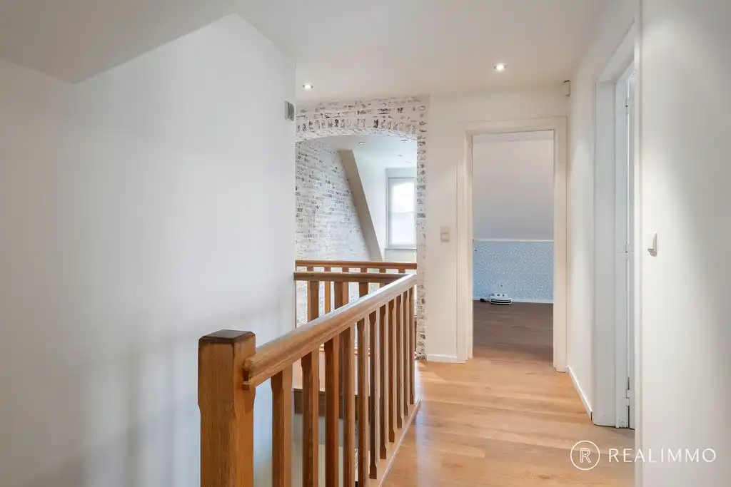 Ruime villa op 911m² in een rustige, groene omgeving te Sint-Eloois-Vijve foto 17