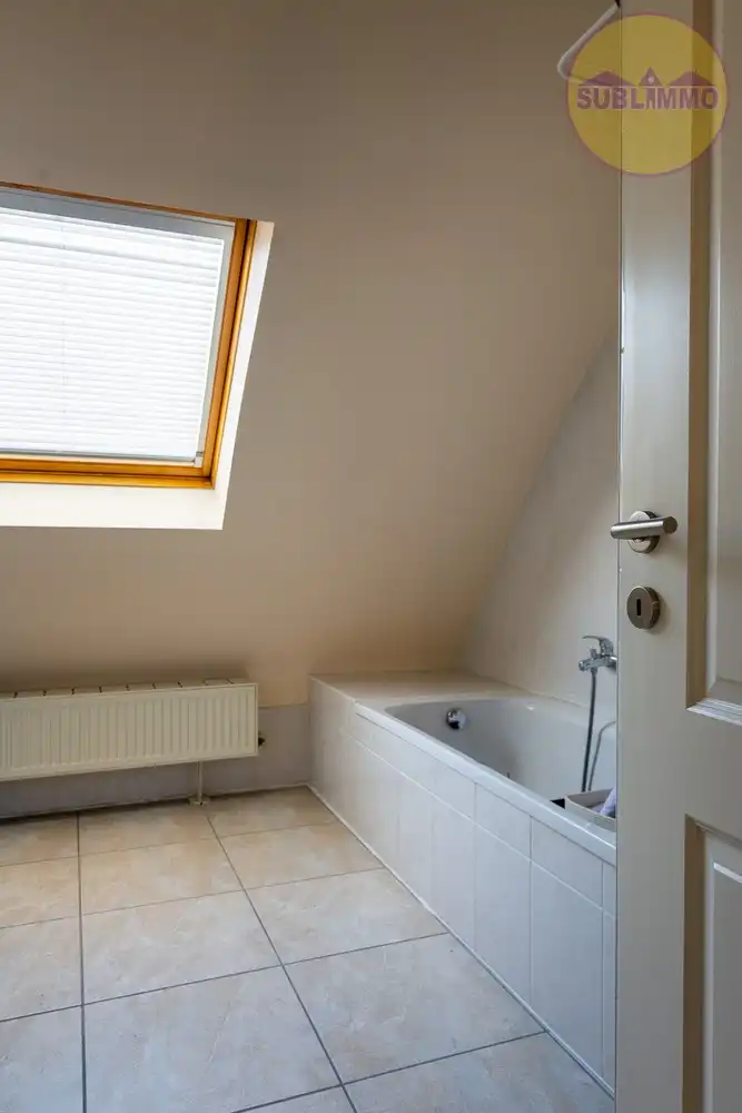 Prachtig appartement met 2 slaapkamers, terras, garage en berging in Leopoldsburg. foto 14