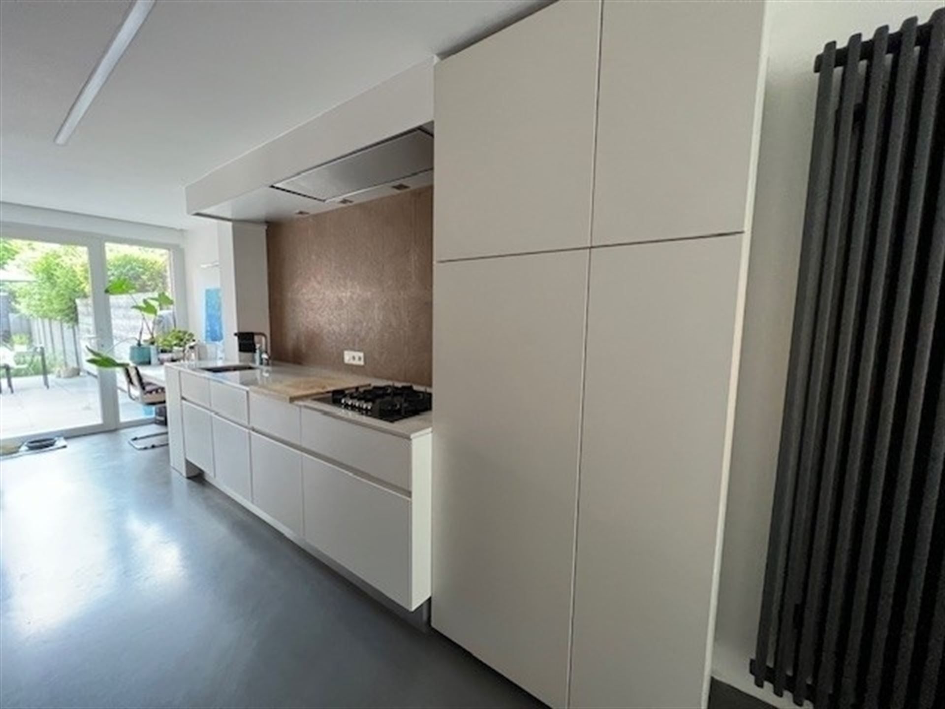 TOPLOCATIE! gelijkvloersappartement met mooie tuin! foto 5