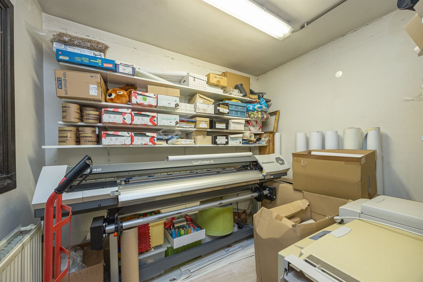 Commercieel  hoekpand over KLINA foto 17