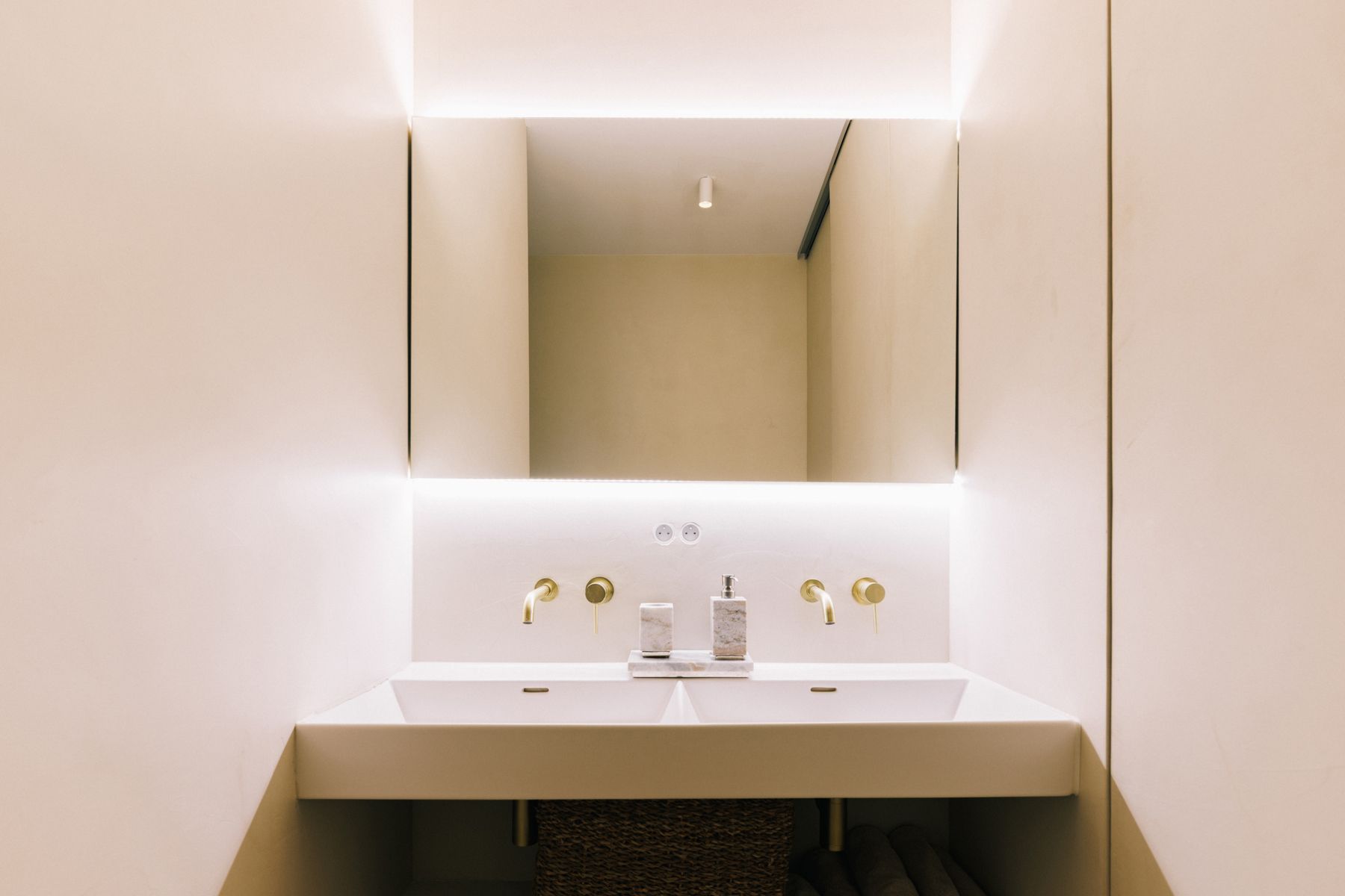 Luxueus appartement te koop aan het Eilandje foto 4