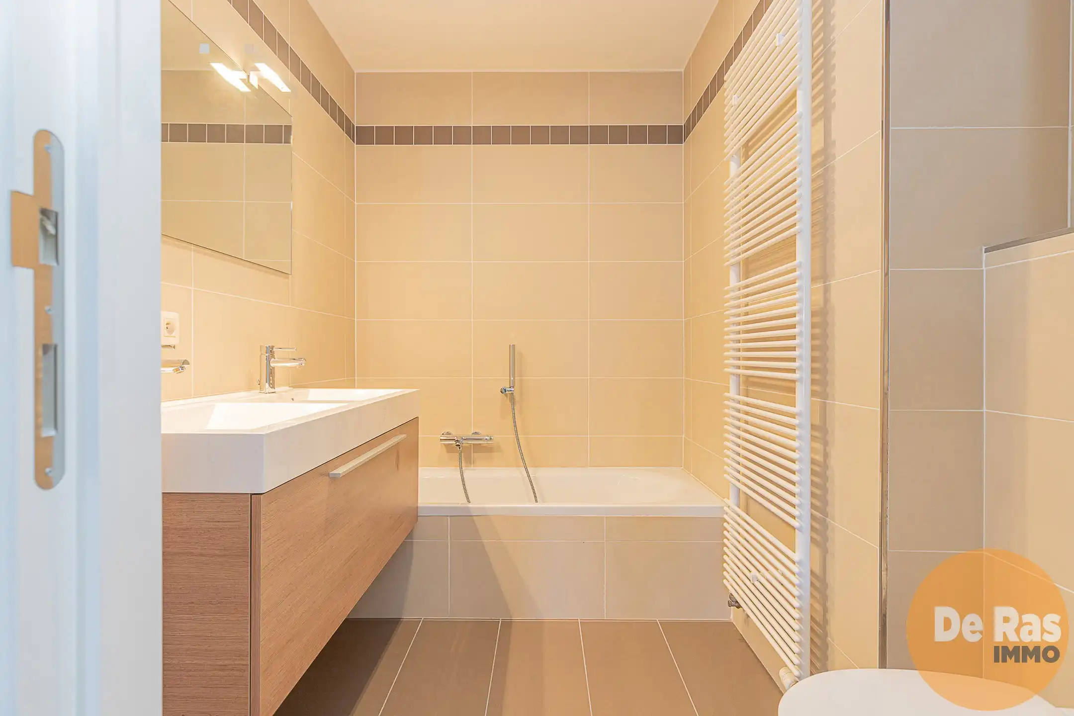 ERWETEGEM - Verzorgd 2-slaapkamerappartement met 2 terrassen foto 4