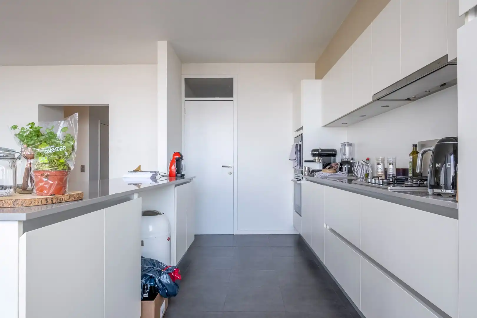 Gemeubeld appartement met prachtig uitzicht foto 9