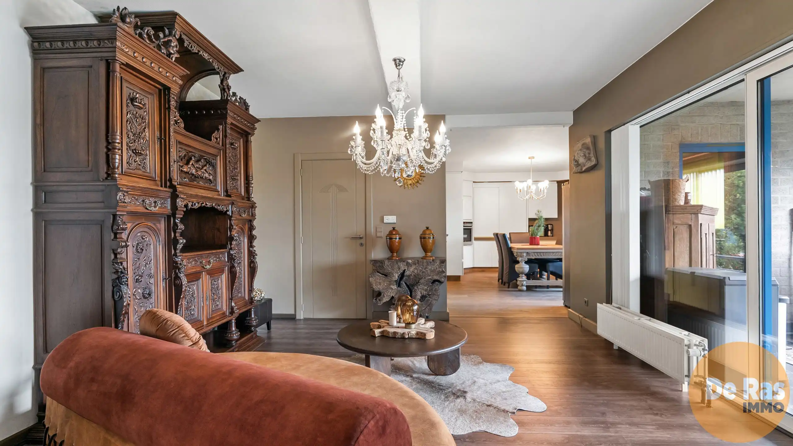 KALKEN  - Zeer centraal gelegen handelspand met ruim appartement foto 26