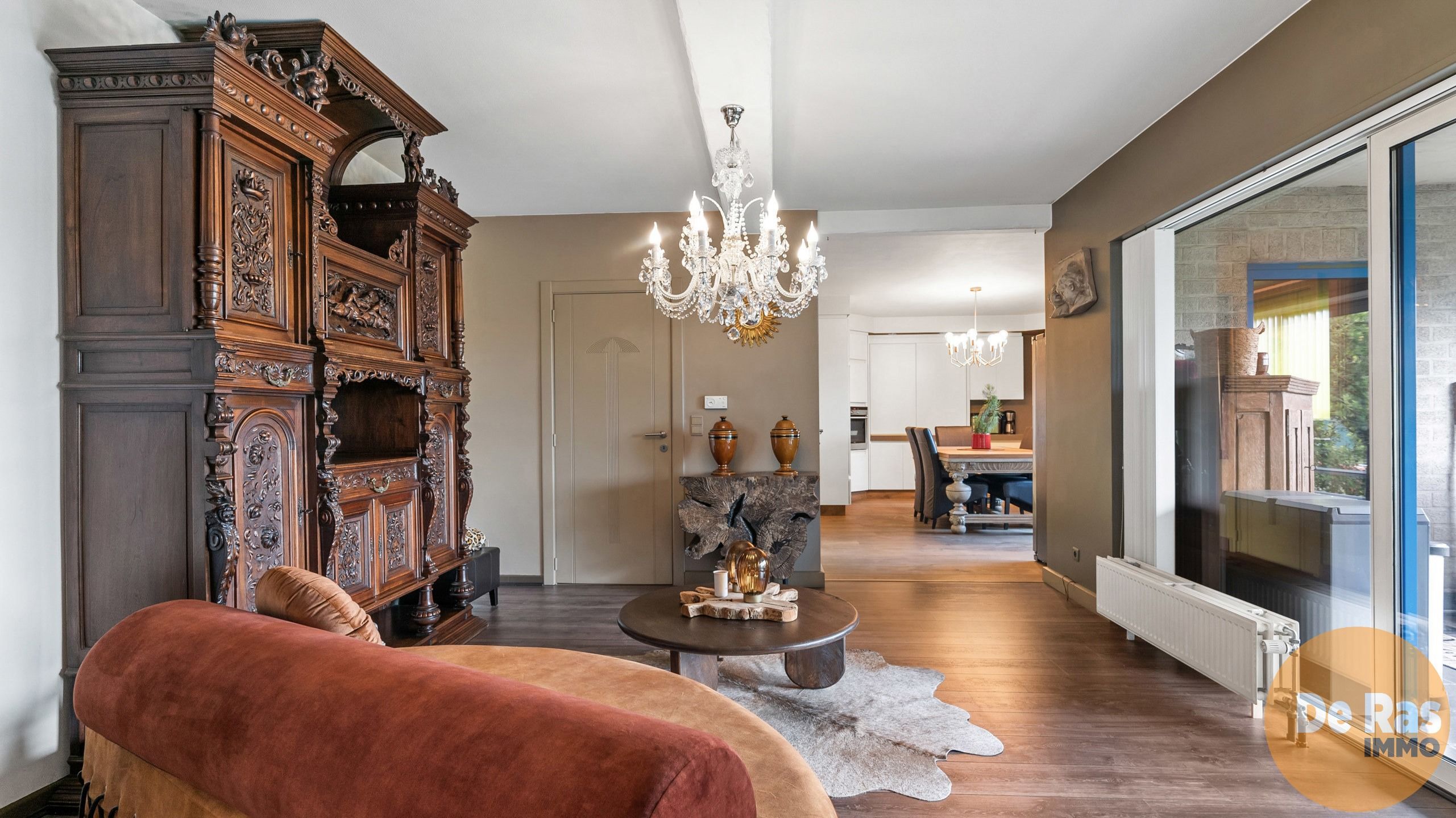 KALKEN  - Zeer centraal gelegen handelspand met ruim appartement foto 26