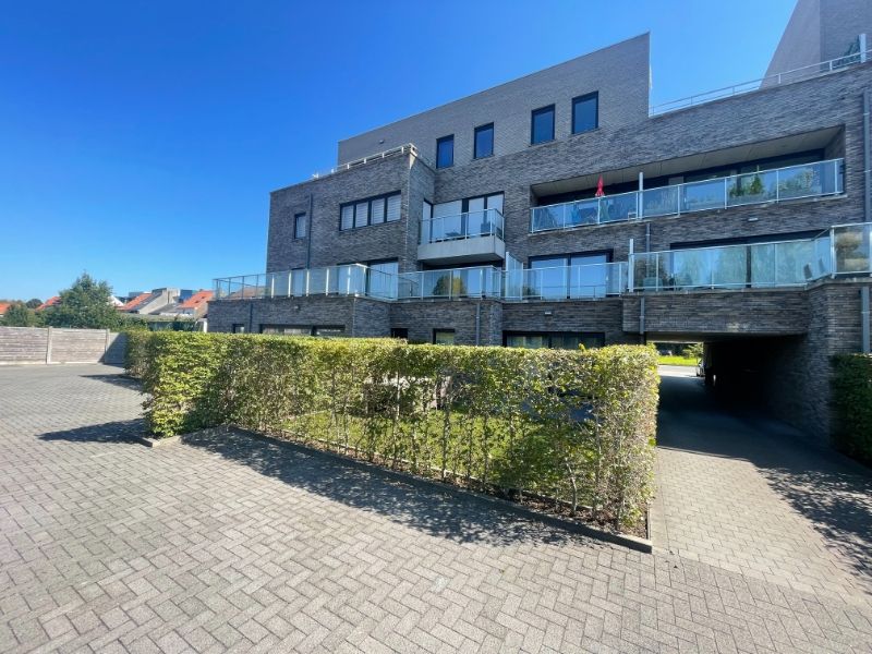 Instapklaar appartement/kantoor/praktijk met tuin en terrassen nabij Technologiepark foto 17