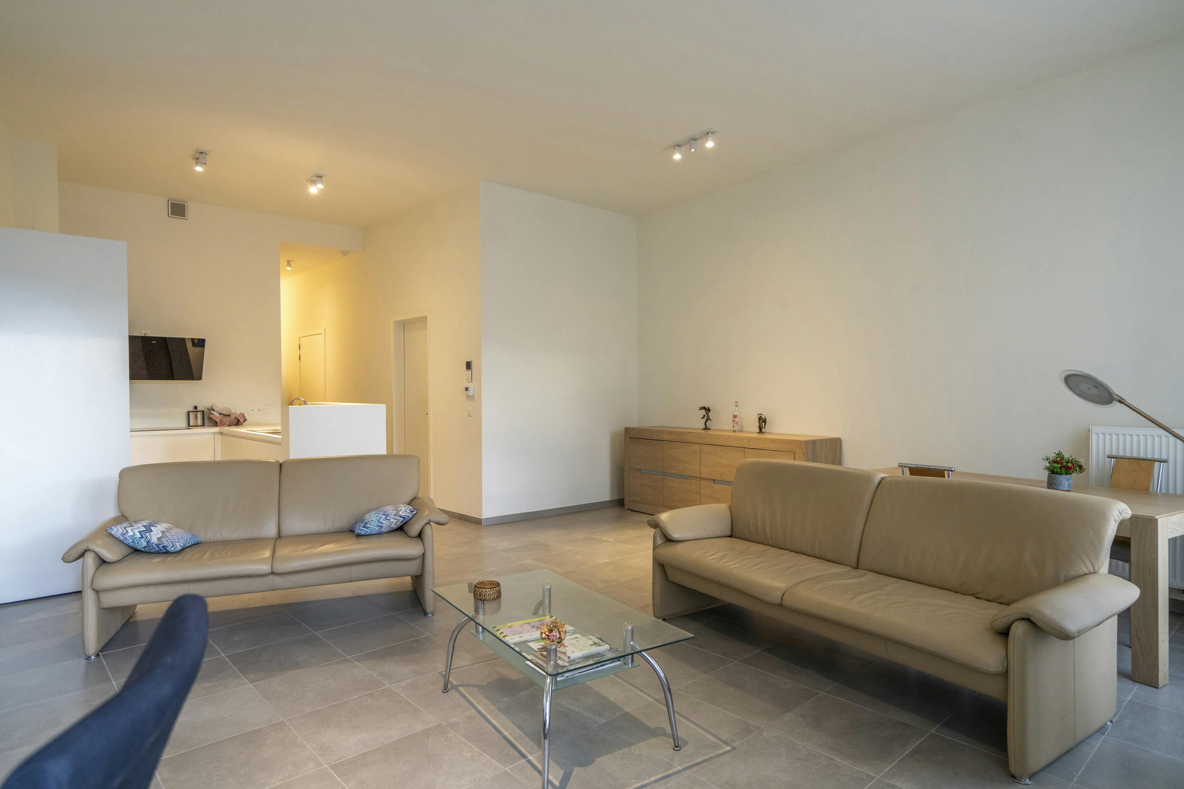 Centraal gelegen nieuwbouwappartement foto 4