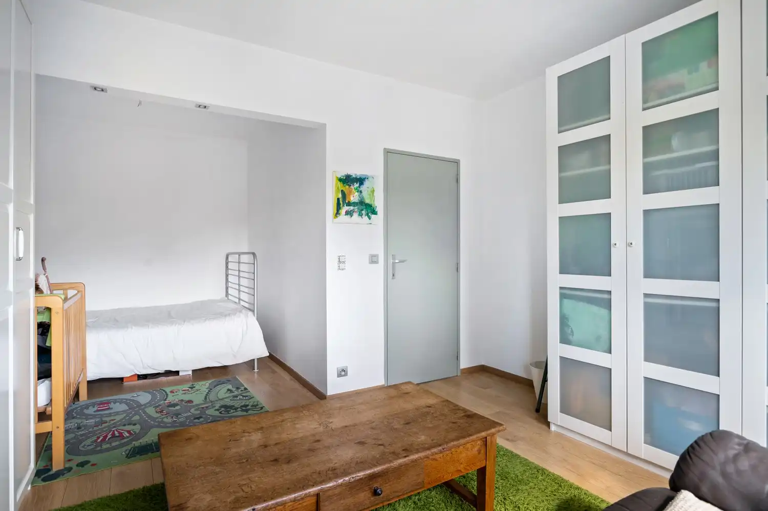 Lichtrijk appartement op de eerste verdieping met terras, kelderberging en gemeenschappelijk zwembad! foto 12